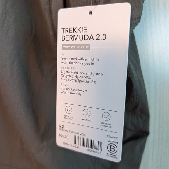 NWT New Athleta Trekkie Bermuda 2.0 Ripstop Shorts Gray Green Size 22 - Picture 3 of 5